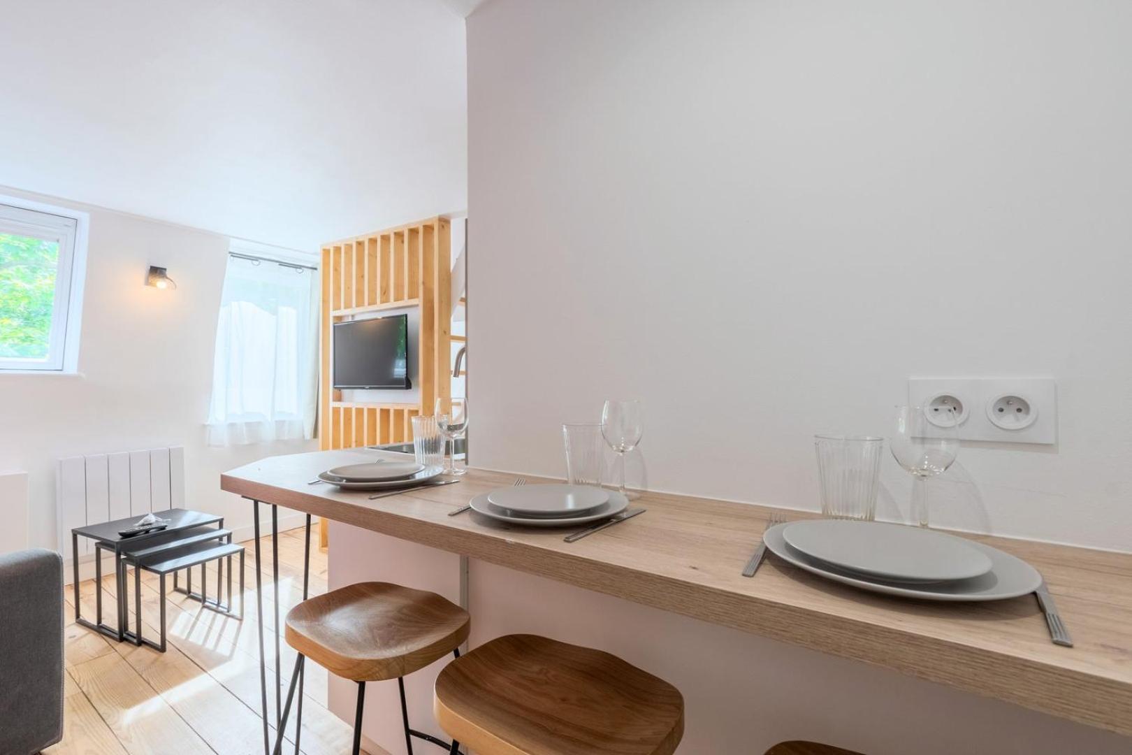 Little Duplex In Republique Beaux Arts Apartment Лил Екстериор снимка