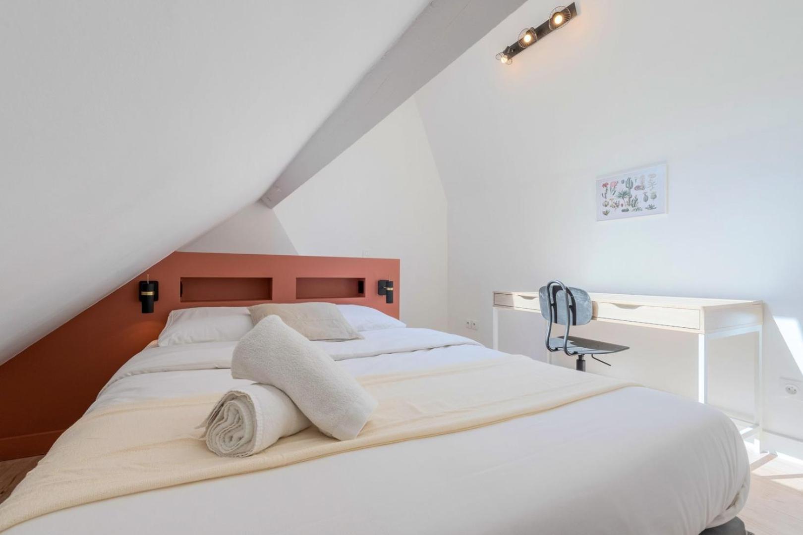 Little Duplex In Republique Beaux Arts Apartment Лил Екстериор снимка